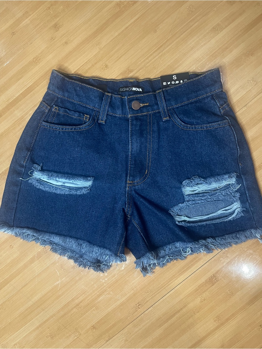 New Fashion‎ Nova Denim shorts